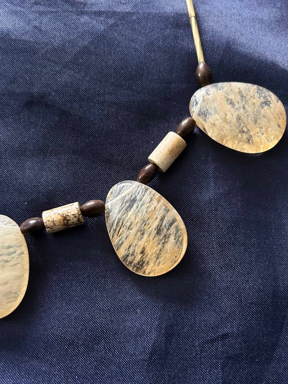 NECKLACE 5 AGATE DROPS WITH MATCHING TUBES AND BLACK BEADS ON TUBES, 20 INCHES,
